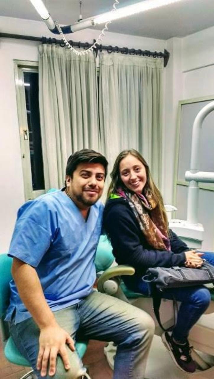 Llevaba años con problemas en mis dientes y gracias al Doc jose y sus colegas  pude encontrar la solución perfecta. Su equipo de especialistas me brindó un tratamiento combinado de implantes ,protesis y ortodoncia de alta calidad y hoy puedo volver a sonreír sin complejos. voy a estar siempre agradecida ¡Los recomiendo 100%! - Ariana Baez ⭐️⭐️⭐️⭐️⭐️